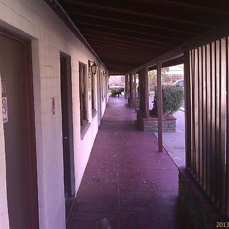 Ranch Motel Tehachapi Bagian luar foto