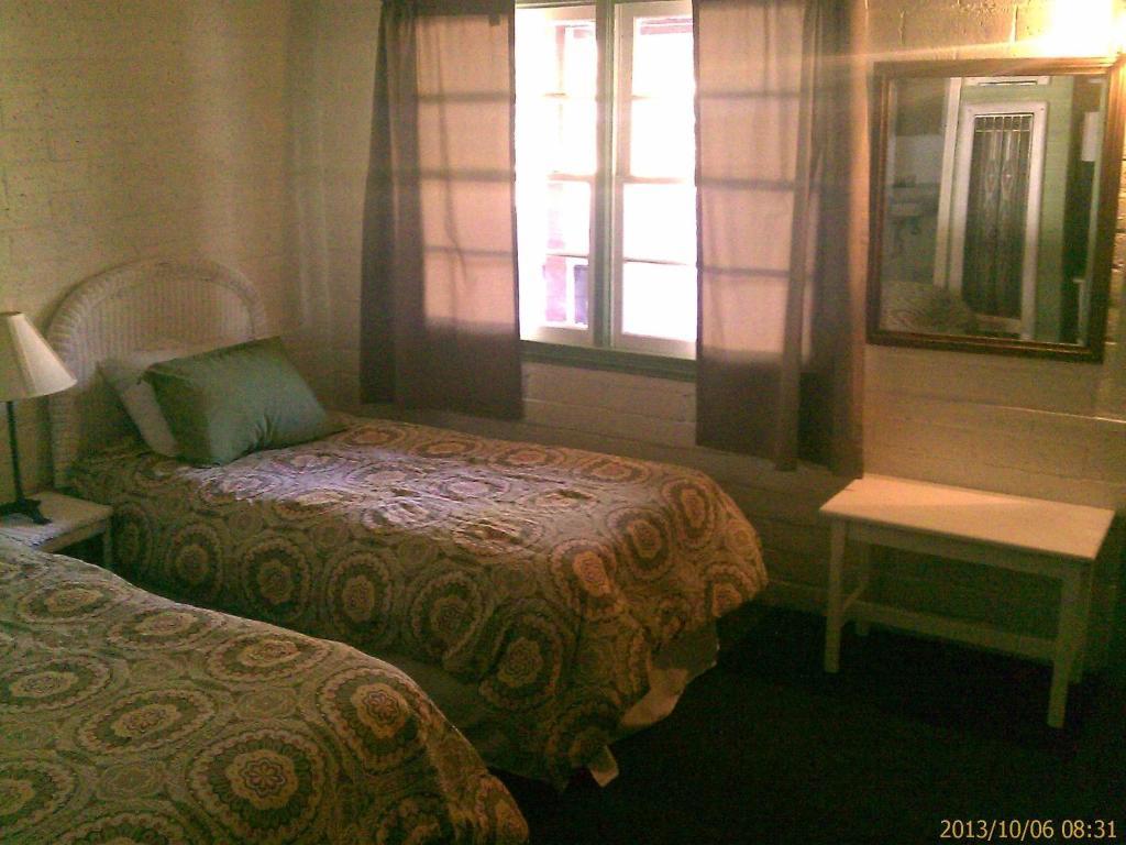 Ranch Motel Tehachapi Ruang foto